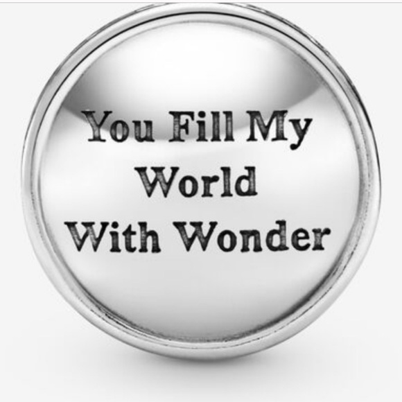 Pandora x Disney Aladdin and Princess Jasmine Magic Carpet Charm - Picture 2 of 15